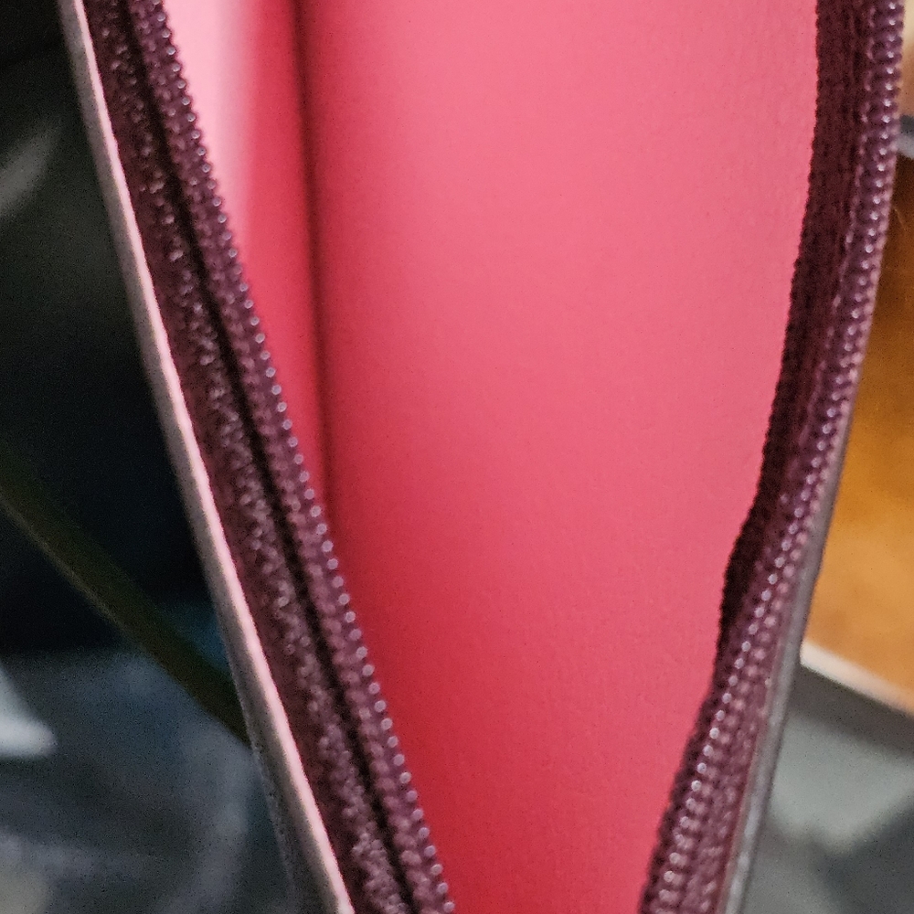 Kate ♠️Spade  Maroone Wristlet (Nwot) - Picture 9 of 9